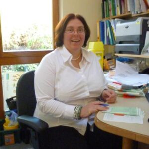 Dr Helen Edwards